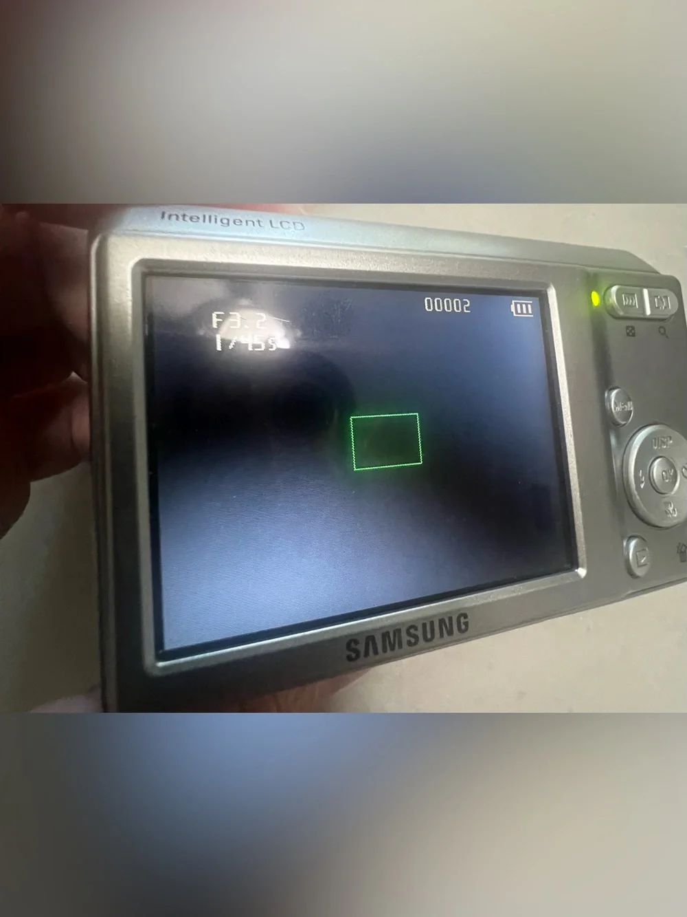 Samsung SL30 10.2MP Compact Digital Camera Intelligent LCD Silver Tested Works